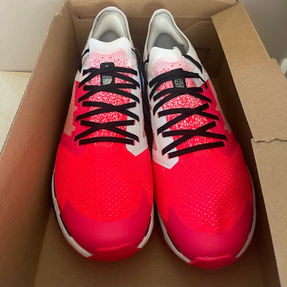 The North Face Women’s Flight Vectiv Trail Running Shoes Size 9 With Box No Lid